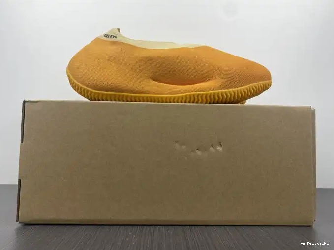 GW5353 Sulfur Knit Adidas RNR Yeezy 0613